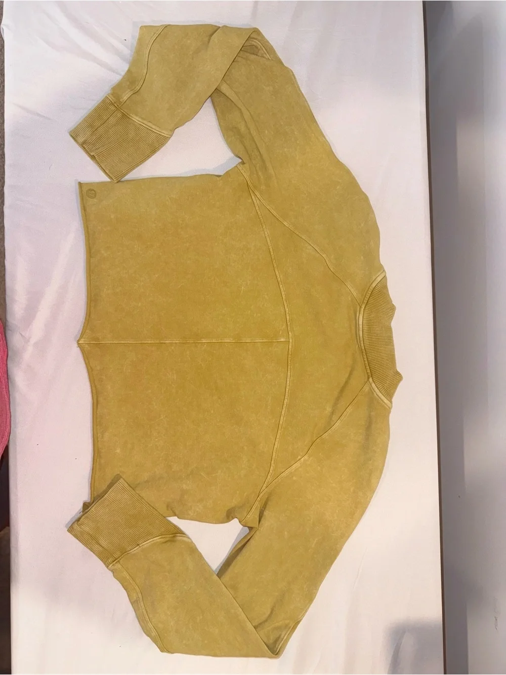 Lululemon Women Cropped Washed Yellow Sweatshirt Pullover Top  Women's Size 6 /S